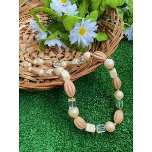 Vintage 1960s Mod Neutral Bead Necklace